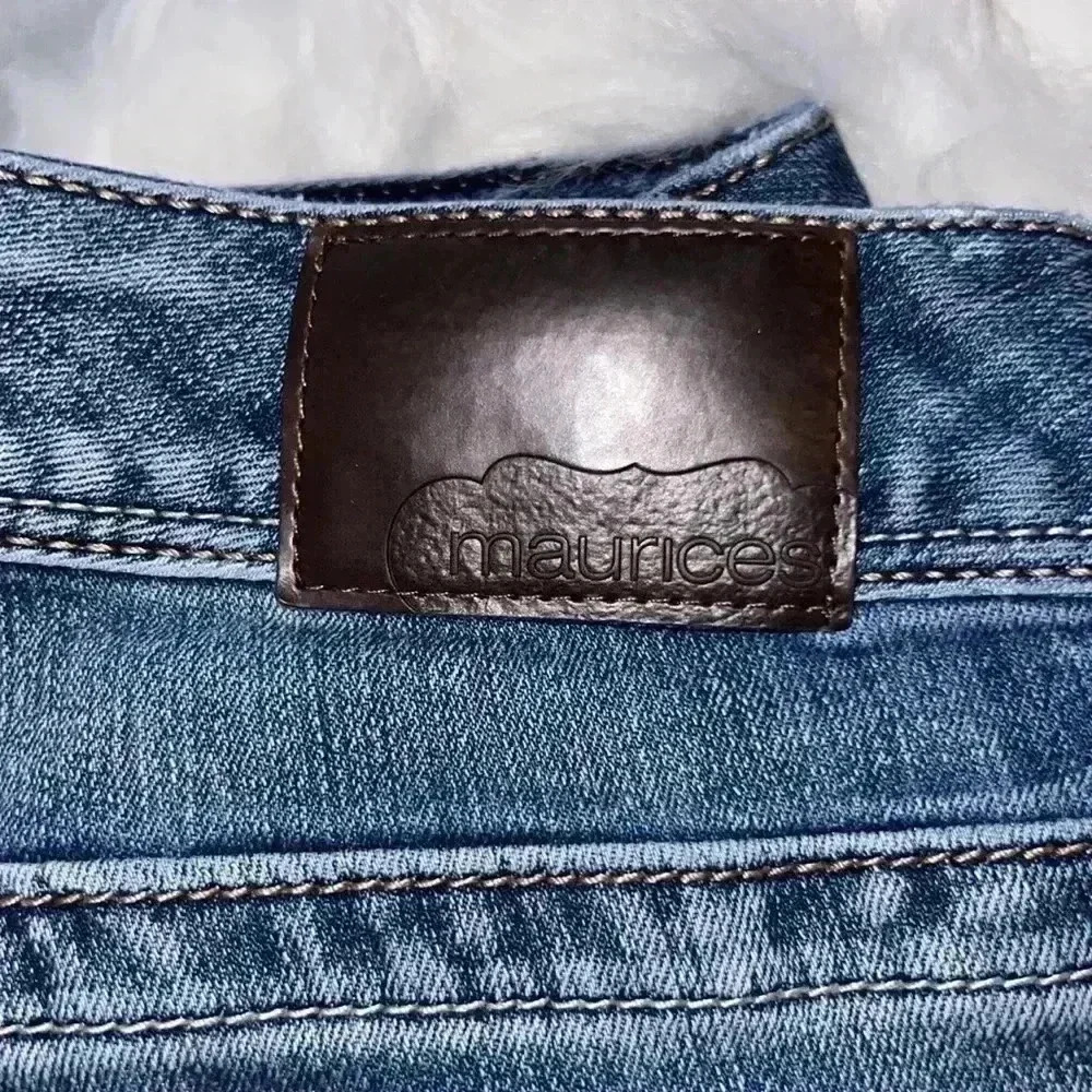 Maurice’s jeans - Picture 2 of 9